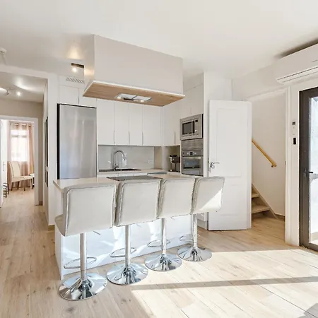 Exclusive Penthouse Front Ocean View Heated Pool *