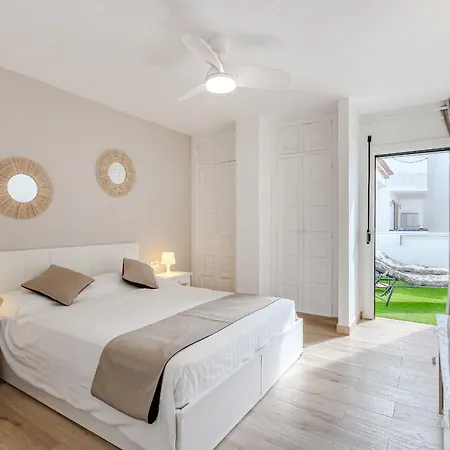 Lejlighed Exclusive Penthouse Front Ocean View Heated Pool Los Cristianos (Tenerife)